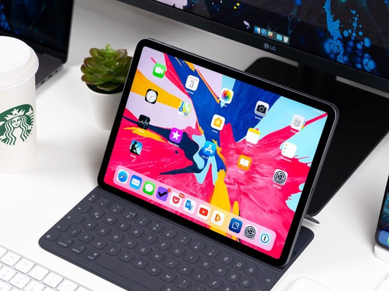 daniel korpai xgffTVZs1FI unsplash Home Lator